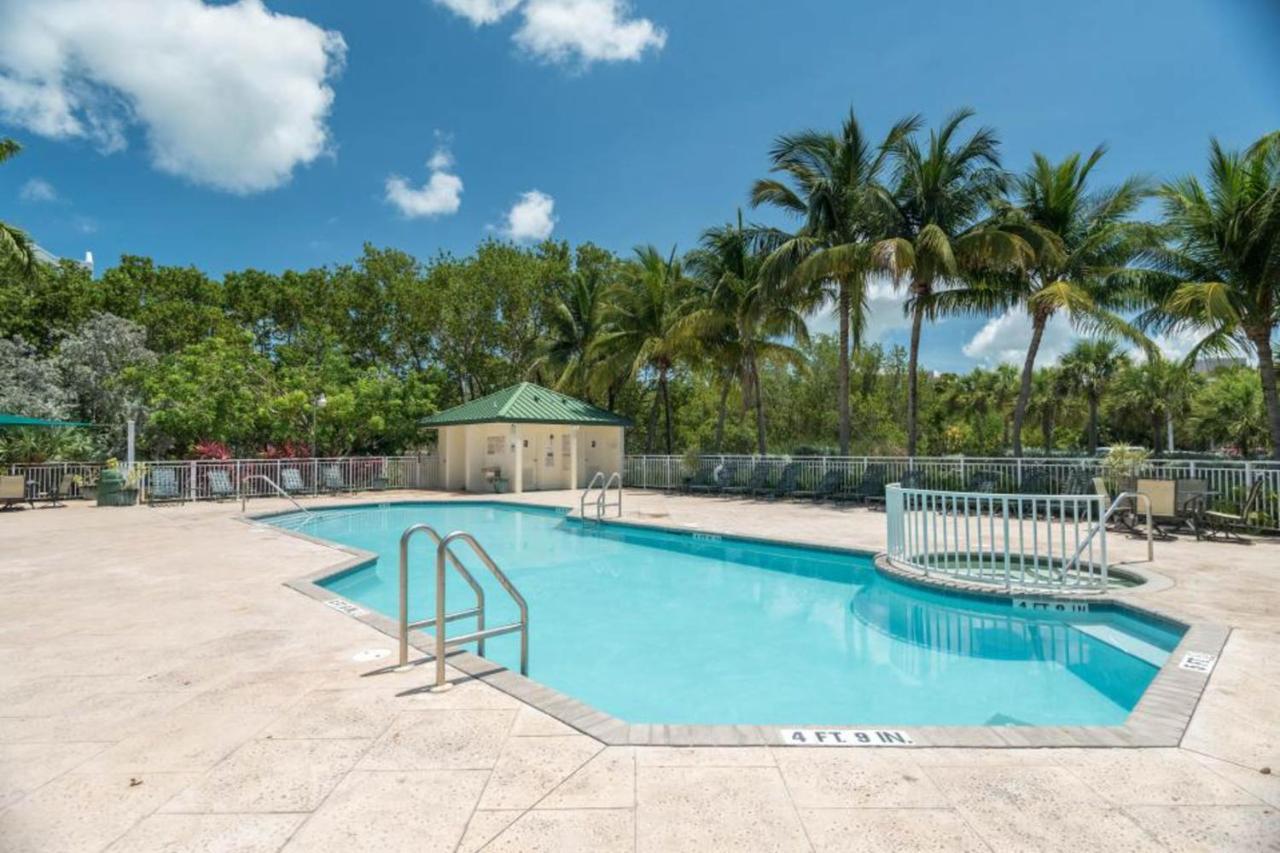 Sunrise Suites Grand Bahama Suite #106 Key West Esterno foto